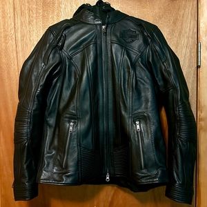 Ladies Large Harley Davidson leather riding jacket with the Willie G skull